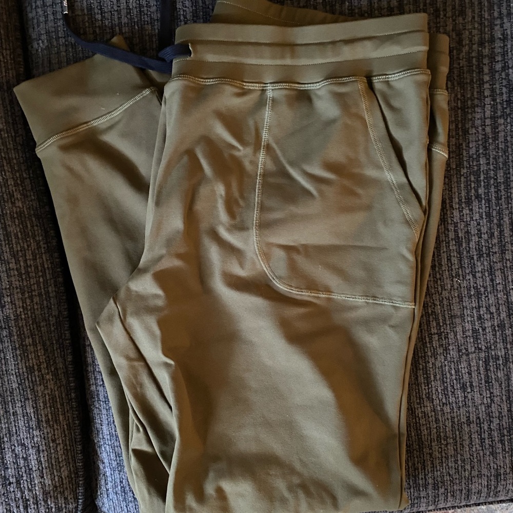 Olive Zyia unwind joggers